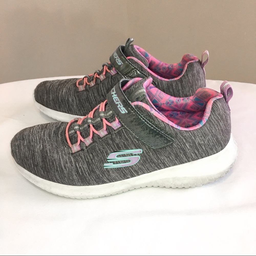 Sketchers girls slip-on Velcro sneakers
